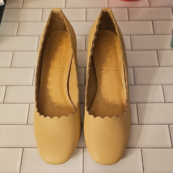 LC Lauren Conrad Shoes - Lauren Conrad Women's Memory Foam Cream Scalloped Pumps